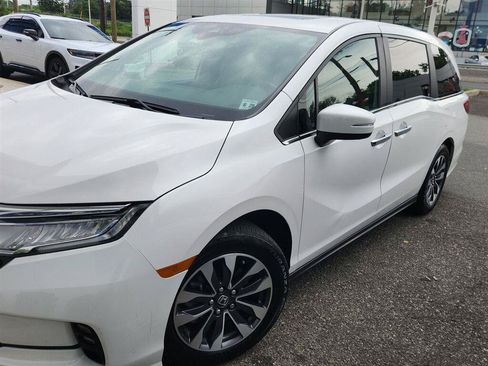 Used 2024 Honda Odyssey EX-L image 1
