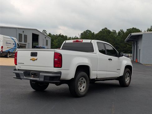 Used 2020 Chevrolet Colorado W/T w/ WT Convenience Package RWD image 6
