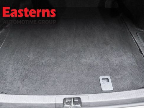 Used 2025 Toyota Camry LE image 9