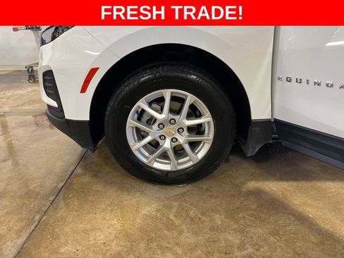 Used 2024 Chevrolet Equinox LS w/ LS Convenience Package AWD/4WD image 25