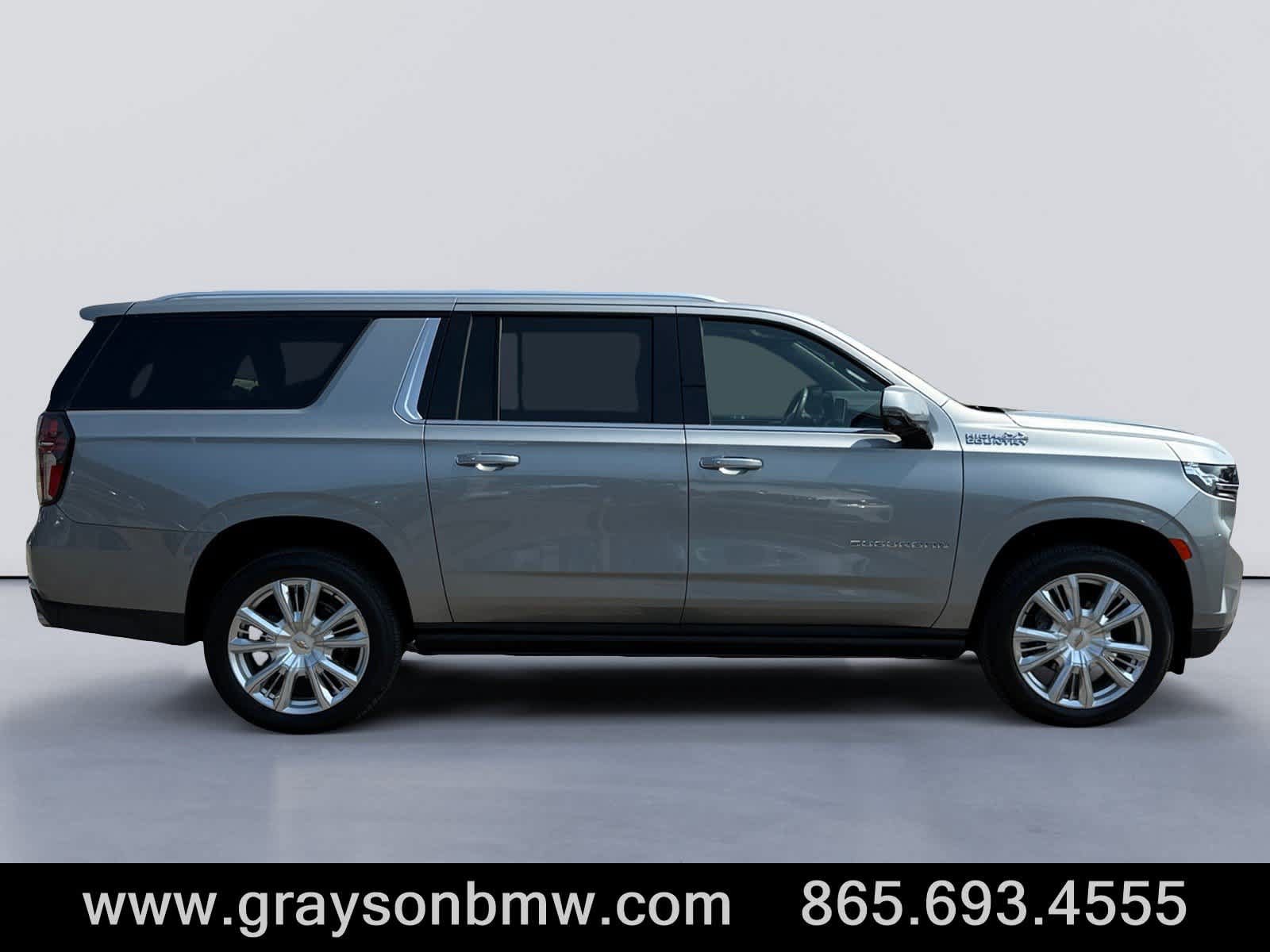 Used 2024 Chevrolet Suburban High Country w/ Premium Package AWD/4WD image 2