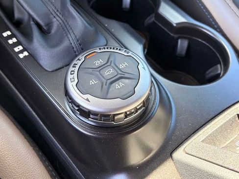 Used 2022 Ford Bronco Wildtrak AWD/4WD image 23