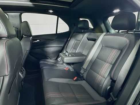 Used 2022 Chevrolet Equinox RS FWD image 22