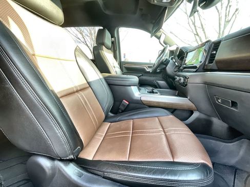 Used 2024 Chevrolet Silverado 2500 High Country w/ Technology Package image 27