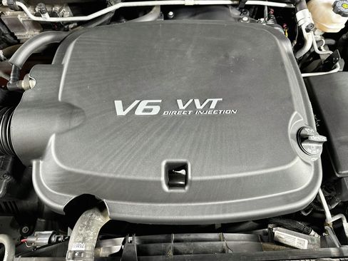 Used 2022 Chevrolet Colorado LT w/ Luxury Package AWD/4WD image 31