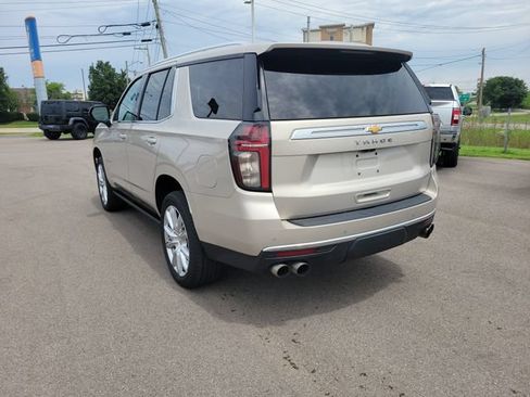 Used 2021 Chevrolet Tahoe High Country w/ Premium Package AWD/4WD image 3