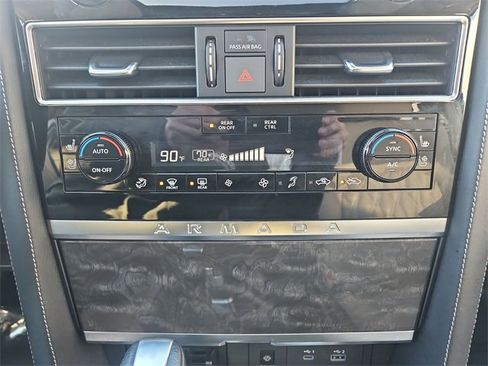 Used 2023 Nissan Armada Platinum w/ Captain's Chairs Package image 18