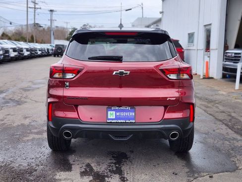 Used 2022 Chevrolet TrailBlazer RS w/ Sun and Liftgate Package image 4