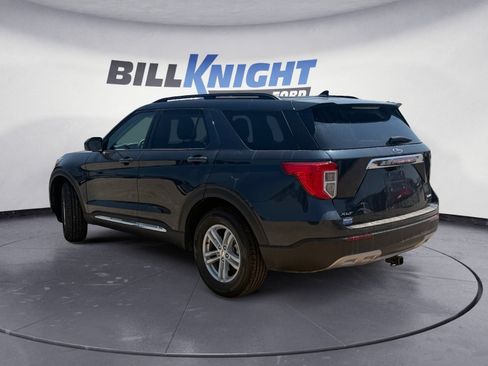 Used 2023 Ford Explorer XLT w/ Equipment Group 202A AWD/4WD image 3