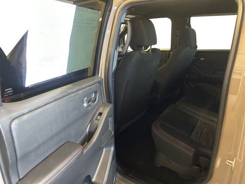 Used 2023 Nissan Frontier PRO-4X w/ Pro Convenience Package image 17
