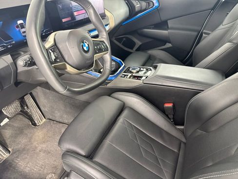 Certified 2025 BMW X3 xDrive30i w/ Premium Package AWD/4WD image 13