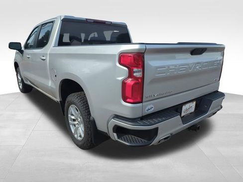 Used 2021 Chevrolet Silverado 1500 RST AWD/4WD image 3
