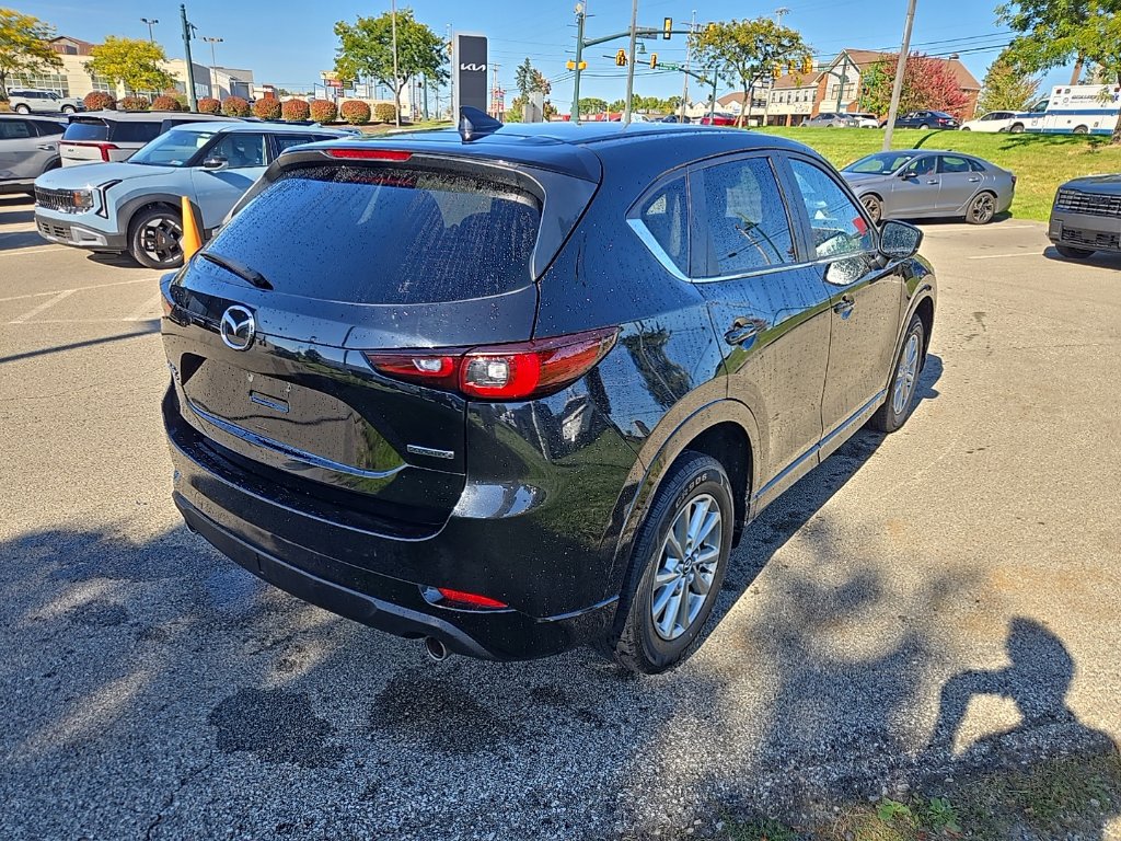 Used 2024 MAZDA CX-5 AWD 2.5 S w/ Select Package image 3