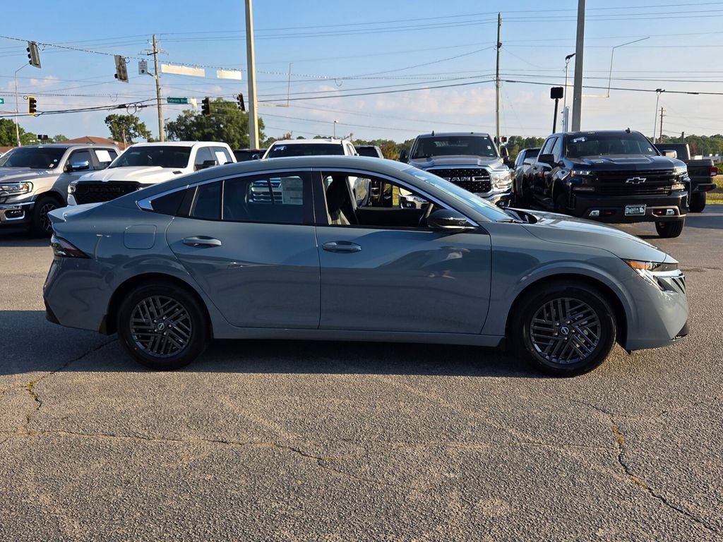 New 2027 Nissan Sentra SV w/ SV Convenience Package FWD image 12