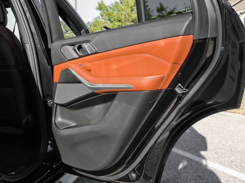 Used 2022 BMW X5 M50i w/ Executive Package image 51