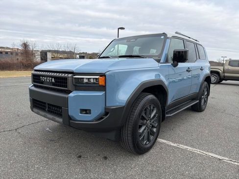 Used 2024 Toyota Land Cruiser image 4