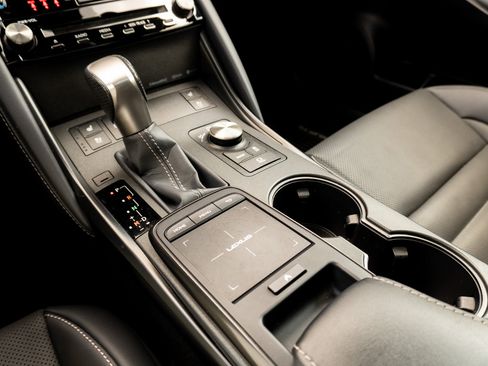 Used 2022 Lexus IS 350 F Sport AWD/4WD image 28
