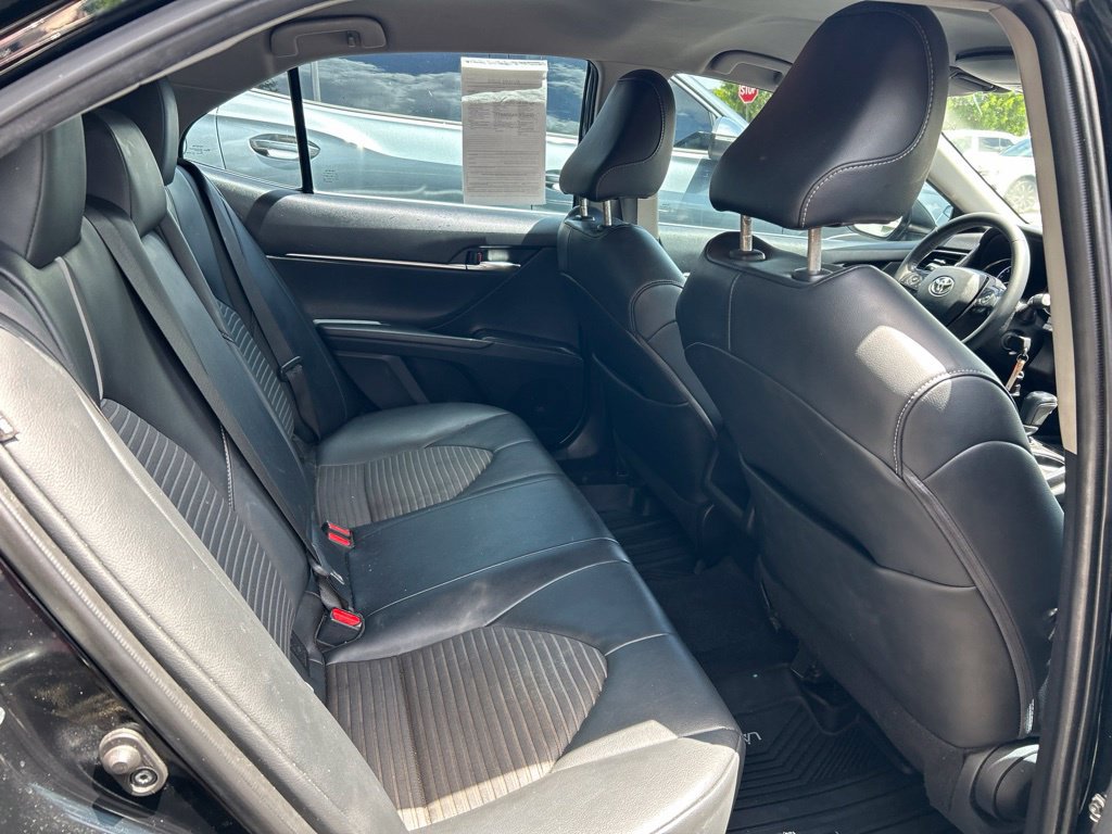 Used 2022 Toyota Camry SE FWD image 40