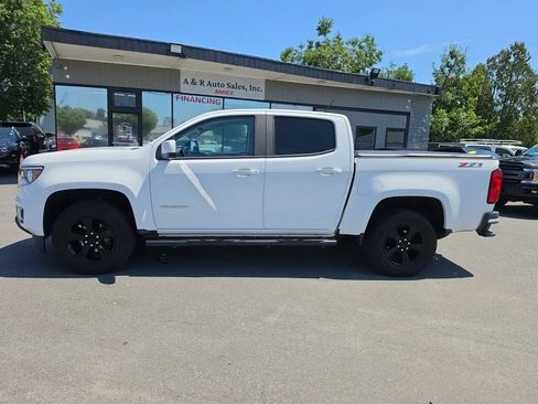 Used 2017 Chevrolet Colorado Z71 AWD/4WD image 4