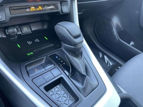 Used 2024 Toyota RAV4 XLE w/ Convenience Package image 38