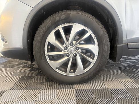 Used 2015 Nissan Rogue SL FWD image 28