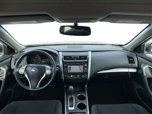 Used 2015 Nissan Altima 2.5 SV w/ Convenience Package image 32