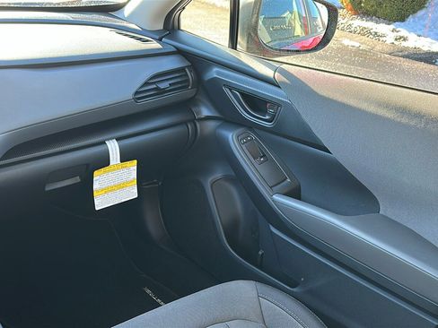 Certified 2025 Subaru Crosstrek 2.0i image 22