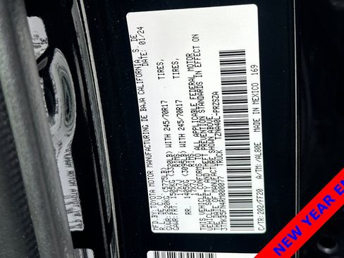 Used 2024 Toyota Tacoma SR5 image 28