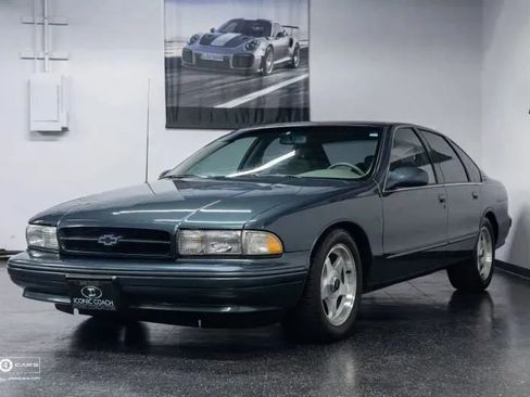 Used 1995 Chevrolet Impala SS RWD image 20