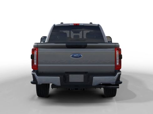 New 2026 Ford F250 XLT w/ XLT Premium Package AWD/4WD image 5