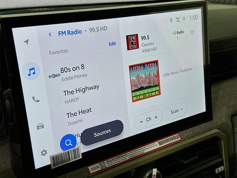 New 2025 Toyota Tacoma Trailhunter image 15