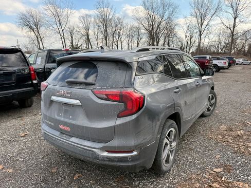 Used 2019 GMC Terrain SLT w/ Preferred Package image 3