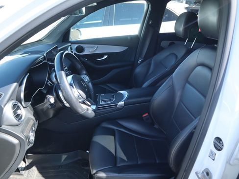 Used 2021 Mercedes-Benz GLC 300 image 10
