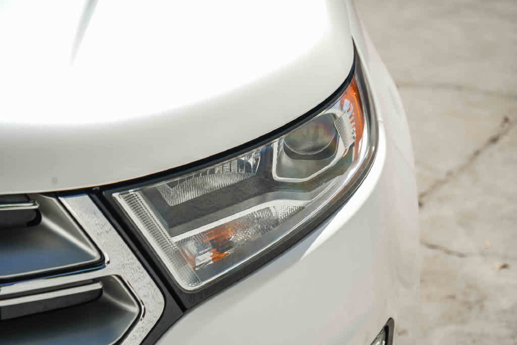 Used 2015 Ford Edge SEL w/ Equipment Group 201A FWD image 8