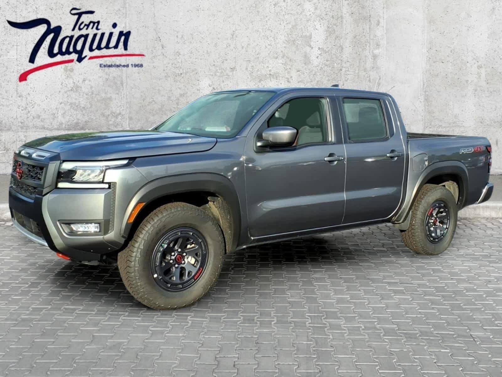 Used 2026 Nissan Frontier PRO-4X AWD/4WD image 1