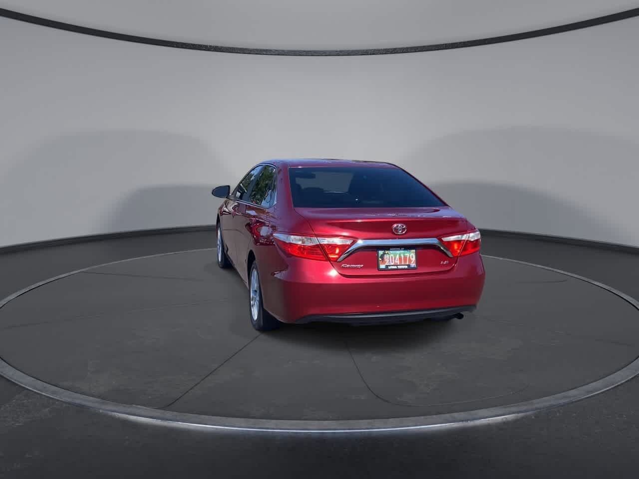 Used 2017 Toyota Camry LE FWD image 8