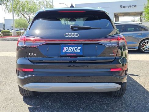 Used 2022 Audi Q4 e-tron Prestige AWD/4WD image 8