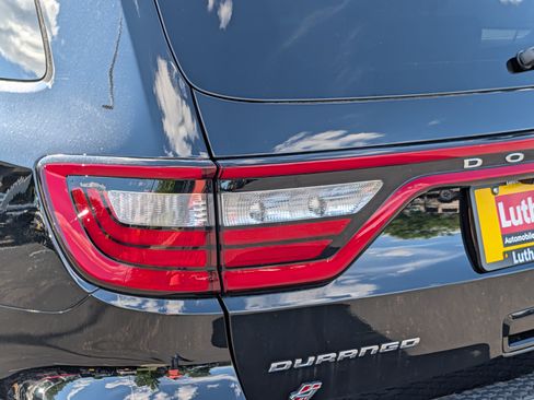 Used 2022 Dodge Durango SXT w/ Trailer Tow Group IV AWD/4WD image 18