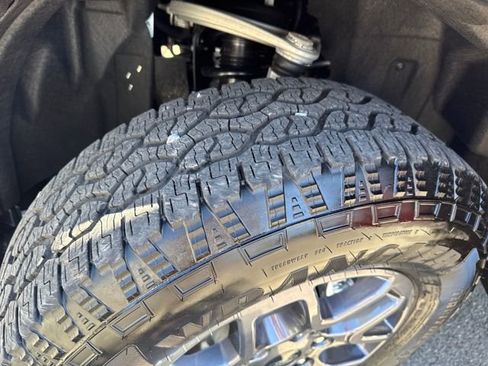 Used 2025 Ford Ranger XLT w/ Equipment Group 301A High image 22