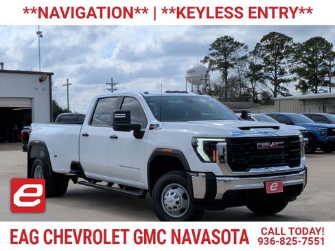 New 2026 GMC Sierra 3500 Pro image 1