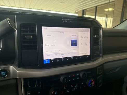 New 2026 Ford F250 XLT w/ XLT Premium Package AWD/4WD image 11