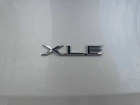 Certified 2025 Toyota Grand Highlander FWD image 13