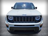 Used 2023 Jeep Renegade Latitude image 2