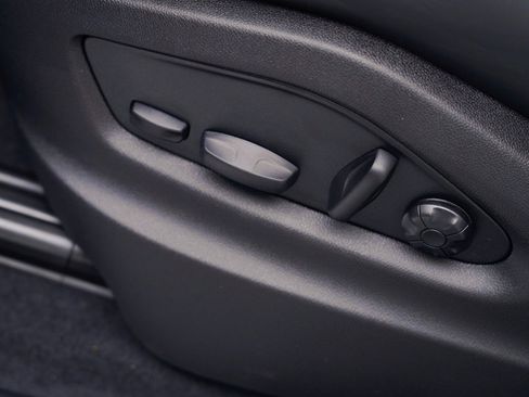 New 2026 Porsche Cayenne image 15