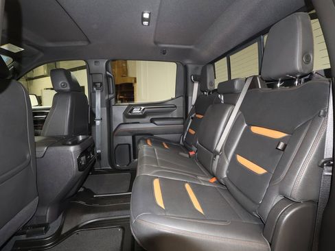 Used 2025 GMC Sierra 1500 AT4 w/ AT4 Premium Package AWD/4WD image 25