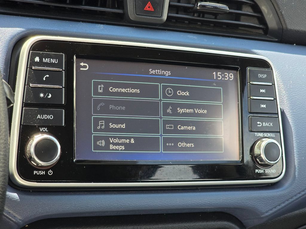 Used 2023 Nissan Versa SV FWD image 20