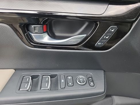 Used 2023 Honda CR-V EX-L image 12