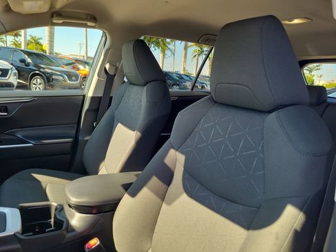 Used 2024 Toyota RAV4 XLE image 22
