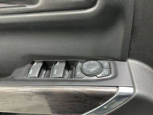 Used 2020 Chevrolet Silverado 1500 LTZ w/ LTZ Premium Package image 19