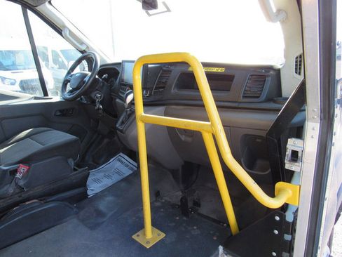 Used 2021 Ford Transit 350 DRW image 14